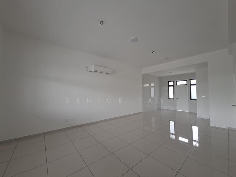 2-storey Terraced House for Sale in Puteri Harbour (Iskandar Puteri (Nusajaya)) - Denice Tan - Living Room - PropertyGuru.com.my
