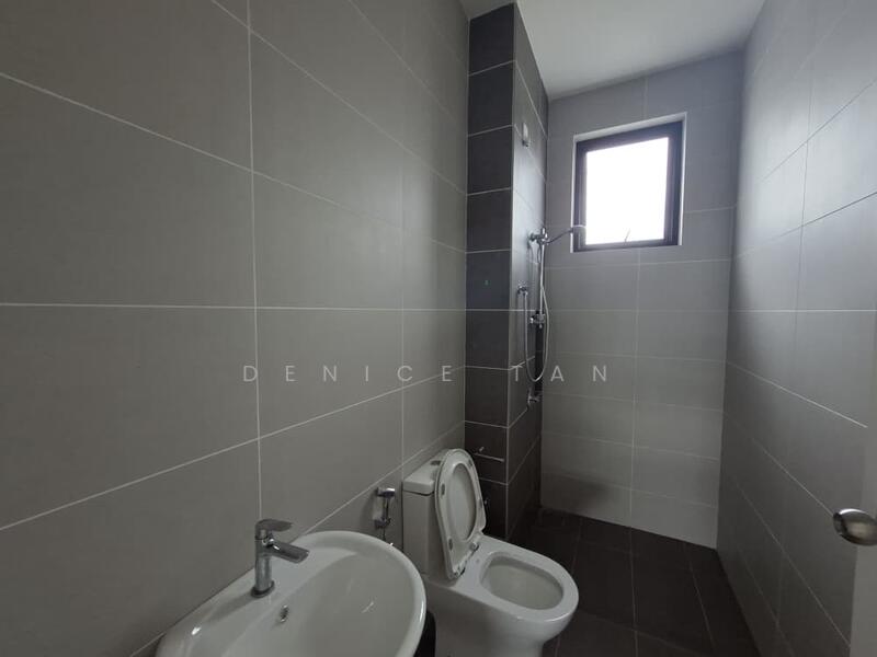 2-storey Terraced House for Sale in Puteri Harbour (Iskandar Puteri (Nusajaya)) - Denice Tan - Bathroom - PropertyGuru.com.my