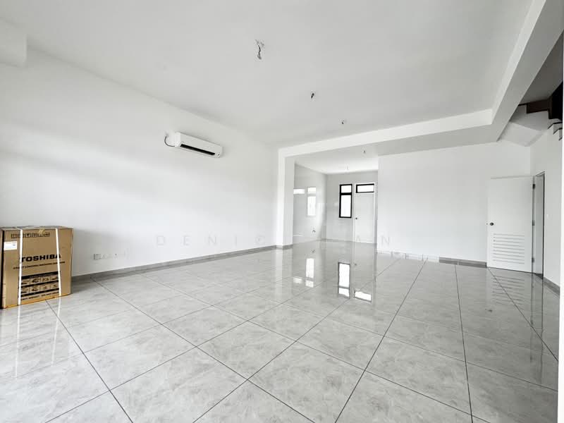 2-storey Terraced House for Sale in Puteri Harbour (Iskandar Puteri (Nusajaya)) - Denice Tan - Living Room - PropertyGuru.com.my