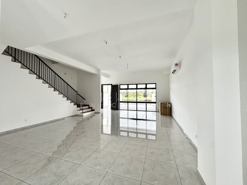 2-storey Terraced House for Sale in Puteri Harbour (Iskandar Puteri (Nusajaya)) - Denice Tan - Living Room - PropertyGuru.com.my