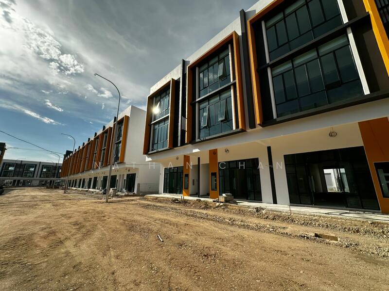Shop / Office for Sale in Bandar Baru Permas Jaya (Permas Jaya) - Nathan Chan - Exterior - PropertyGuru.com.my