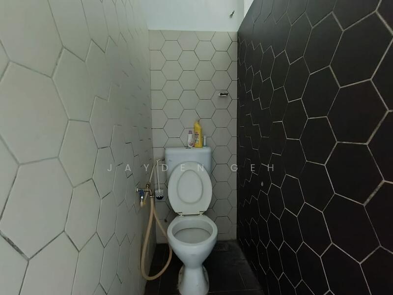 Taman Bersatu, Kuala Kedah untuk Untuk Dijual - RM 299,000, Feb 2026 - Bathroom - PropertyGuru.com.my