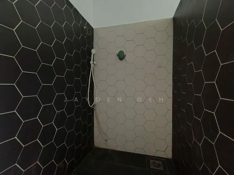 Taman Bersatu, Kuala Kedah untuk Untuk Dijual - RM 299,000, Feb 2026 - Bathroom - PropertyGuru.com.my