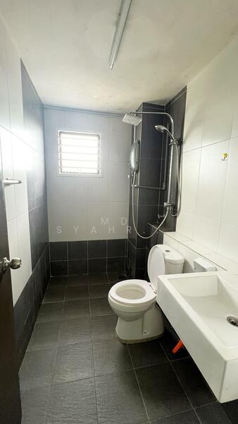 Allamanda @ Saujana KLIA untuk Untuk Disewa - RM 1,900 /bulan, Feb 2026 - Bathroom - PropertyGuru.com.my