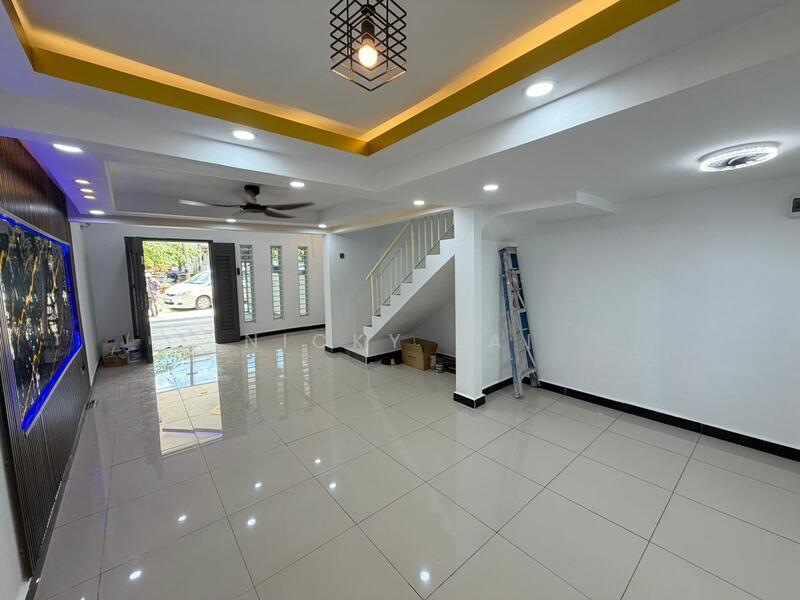 Taman Bukit Rawang Jaya untuk Untuk Dijual - RM 399,000, Mac 2026 - Interior - PropertyGuru.com.my