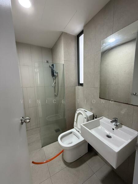 Service Residence for Rent at Kenwingston Platz - Venice Tiong - Bathroom - PropertyGuru.com.my