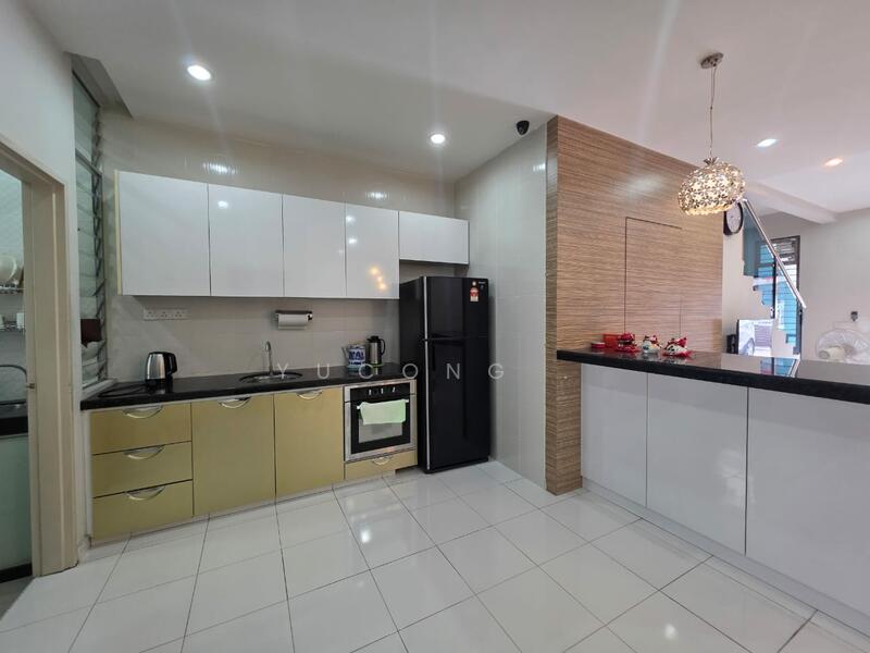 2-storey Terraced House for Sale in Taman Setia Indah (Tebrau) - Yucong . - Kitchen - PropertyGuru.com.my
