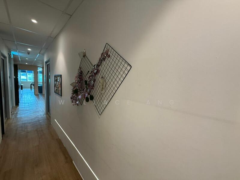 Shop / Office for Rent in Taman Molek (Johor Bahru) - Wallace Ang - Corridor - PropertyGuru.com.my