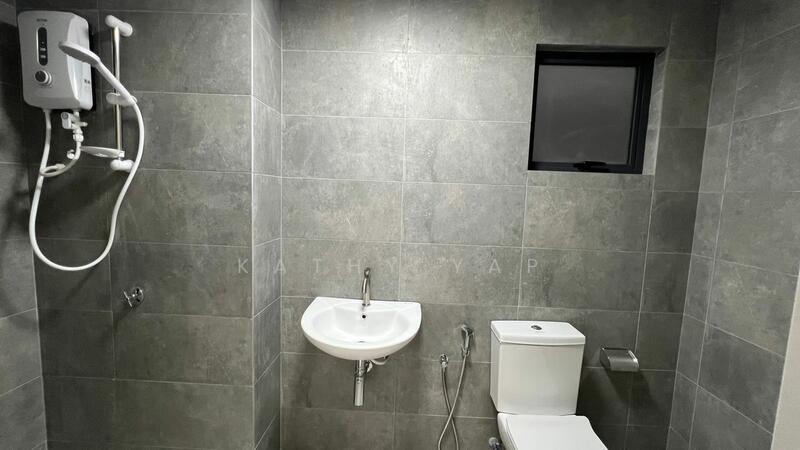 LSH33 untuk Untuk Disewa - RM 1,750 /bulan, Feb 2026 - Bathroom - PropertyGuru.com.my