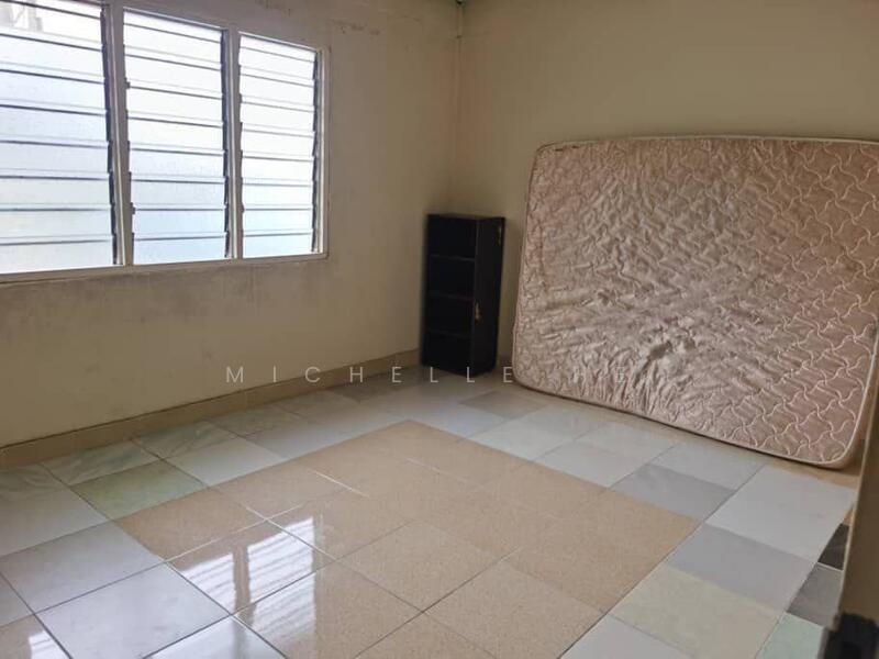 2-storey Terraced House for Sale in Taman Nora (Ulu Tiram) - Michelle He - Bedroom - PropertyGuru.com.my