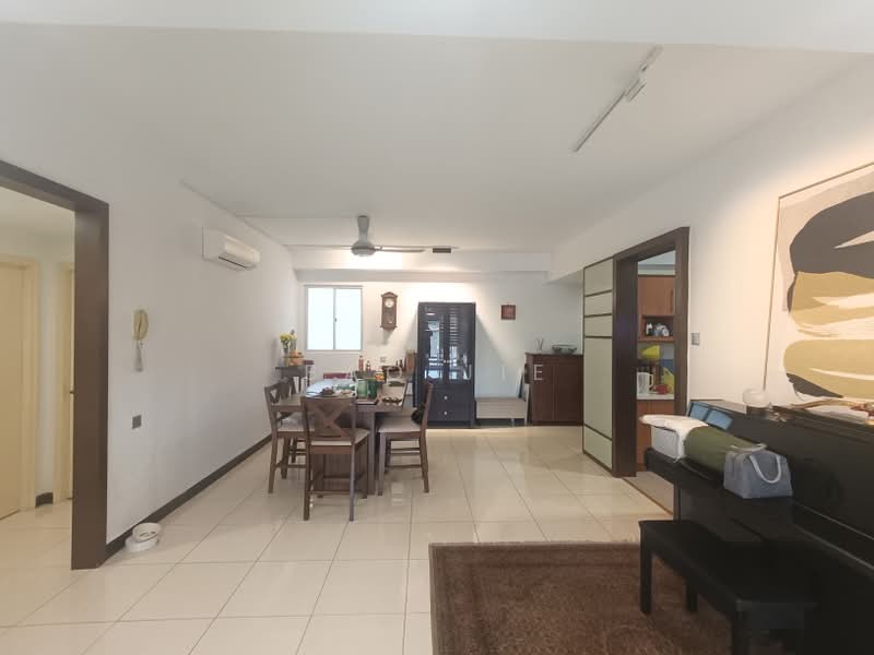 Kondominium untuk Dijual di Kiaramas Sutera - Bao Jie - Living Room - PropertyGuru.com.my