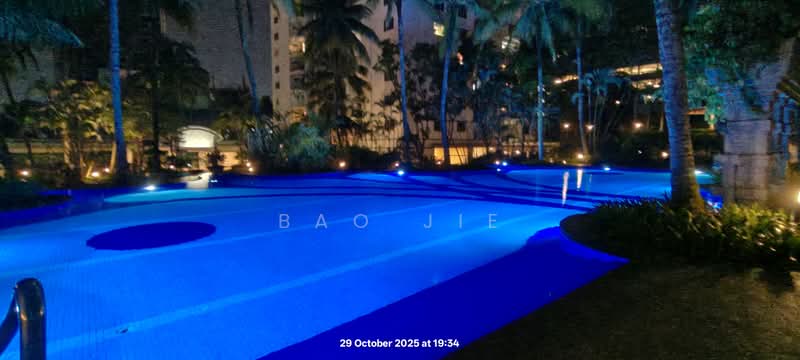 Kondominium untuk Dijual di Kiaramas Sutera - Bao Jie - Pool - PropertyGuru.com.my