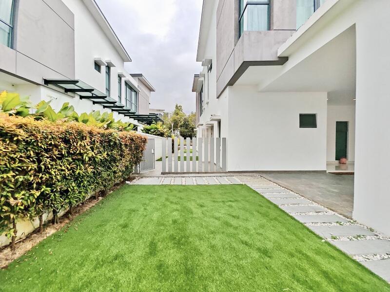 Semi-Detached House for Sale in Sepang (Selangor) - Alif Saad - Exterior - PropertyGuru.com.my