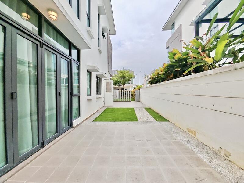Semi-Detached House for Sale in Sepang (Selangor) - Alif Saad - Exterior - PropertyGuru.com.my
