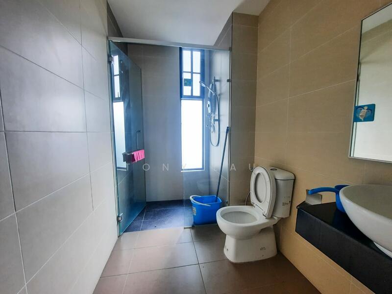 Service Residence for Sale at LakePark Residence @ KL North - Tony Lau - Bathroom - PropertyGuru.com.my