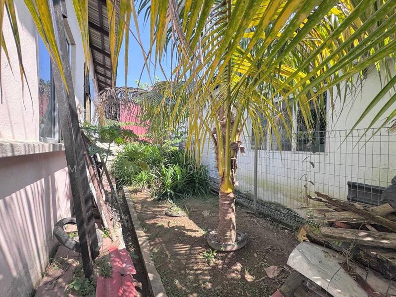 Semi-Detached House for Sale in Dengkil (Selangor) - Mohamad Hanafi - Exterior - PropertyGuru.com.my