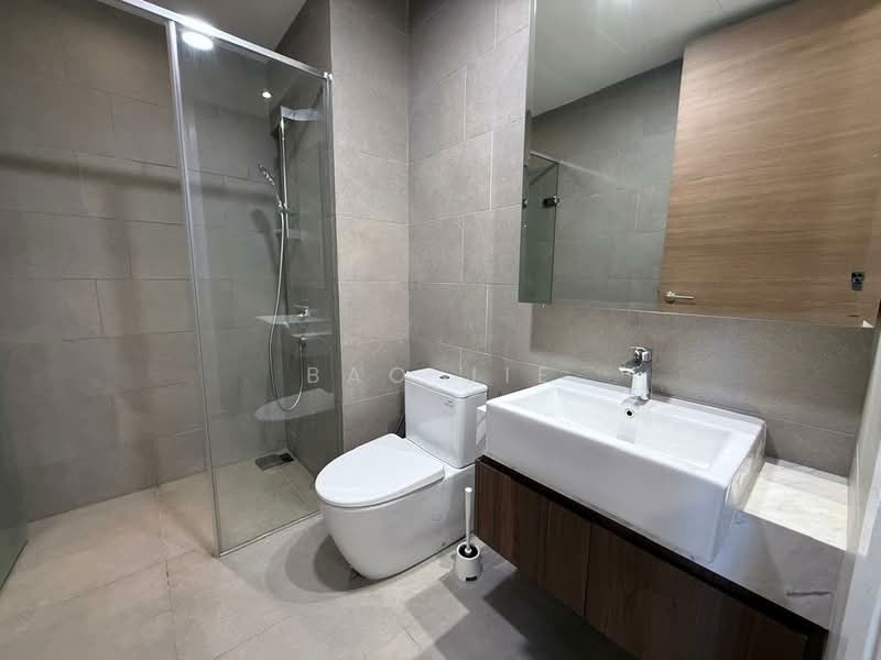 Service Residence for Sale at Aria - Bao Jie - Bathroom - PropertyGuru.com.my