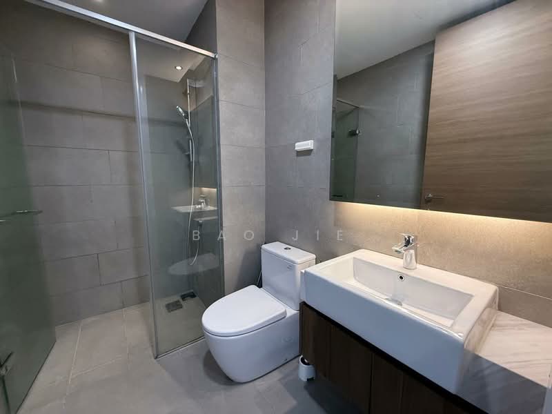 Service Residence for Sale at Aria - Bao Jie - Bathroom - PropertyGuru.com.my