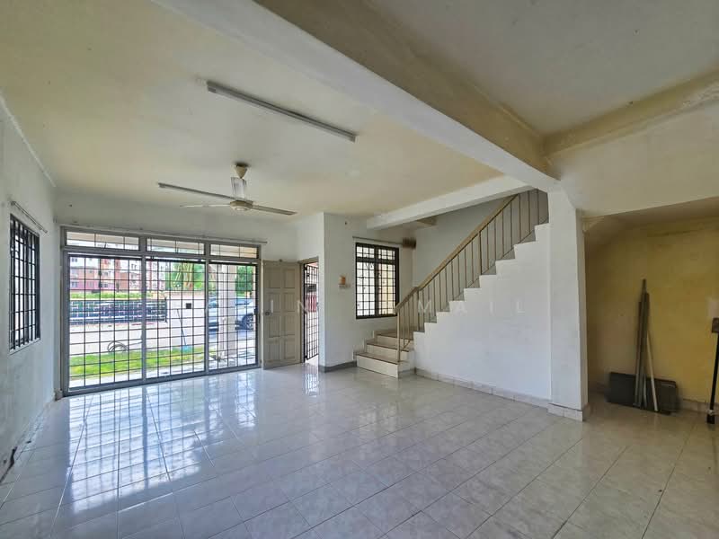 2-storey Terraced House for Sale in Bangi (Selangor) - Fatin Ismail - Living Room - PropertyGuru.com.my