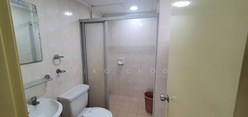 D'aman Crimson untuk Untuk Disewa - RM 1,700 /bulan, Feb 2026 - Bathroom - PropertyGuru.com.my