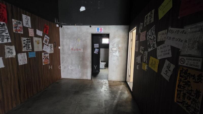 Shop for Rent in Austin Heights (Tebrau) - Hooi Yee Lee - Corridor - PropertyGuru.com.my