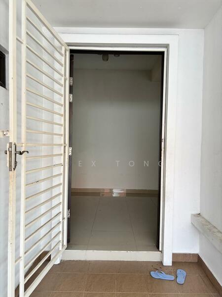Terraced House for Sale in Alam Impian (Shah Alam) - Alex Tong - Entrance - PropertyGuru.com.my