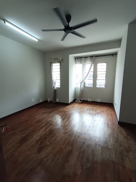 Terraced House for Sale in Alam Impian (Shah Alam) - Alex Tong - Living Room - PropertyGuru.com.my