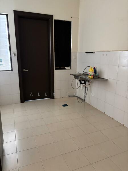 2-storey Terraced House for Sale in Alam Impian (Shah Alam) - Alex Tong - Kitchen - PropertyGuru.com.my
