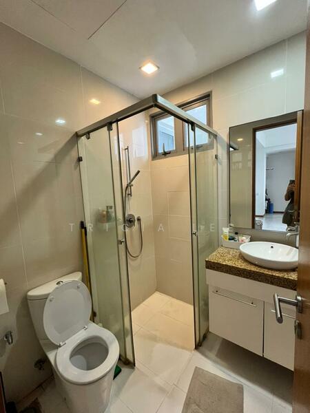 Service Residence for Sale at Twins @ Damansara Heights - Tricia Lee - Bathroom - PropertyGuru.com.my