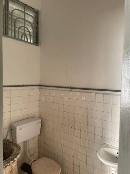 TAMAN DAYA MAJU, Bukit Mertajam untuk Untuk Disewa - RM 1,900 /bulan, Feb 2026 - Bathroom - PropertyGuru.com.my