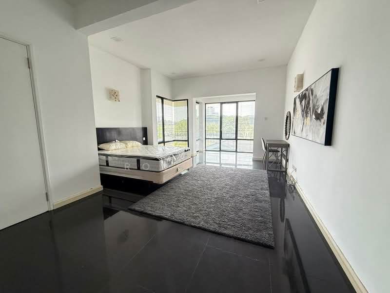 Bungalow for Sale in Perdana Lakeview East (Cyberjaya) - Rose Tan - Bedroom - PropertyGuru.com.my