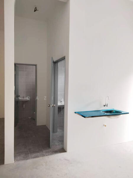 Kedai untuk Disewa di Bandar Meru Raya (Ipoh) - Qazin Khoo - Bathroom - PropertyGuru.com.my