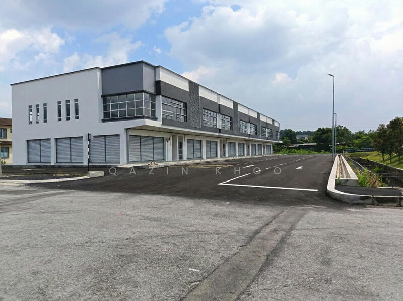 Shop for Rent in Bandar Meru Raya (Ipoh) - Qazin Khoo - Exterior - PropertyGuru.com.my