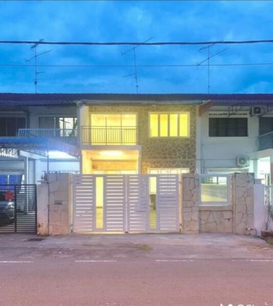 2-storey Terraced House for Sale in Taman Sri Kulai Baru (Kulai) - Vincy Sia - Exterior - PropertyGuru.com.my