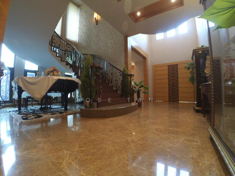 Bungalow for Sale in Cyberjaya (Selangor) - Rose Tan - Entrance - PropertyGuru.com.my