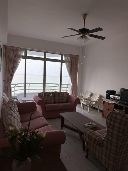 Condominium for Sale at Ocean Palms Condominium - NS Han - Living Room - PropertyGuru.com.my