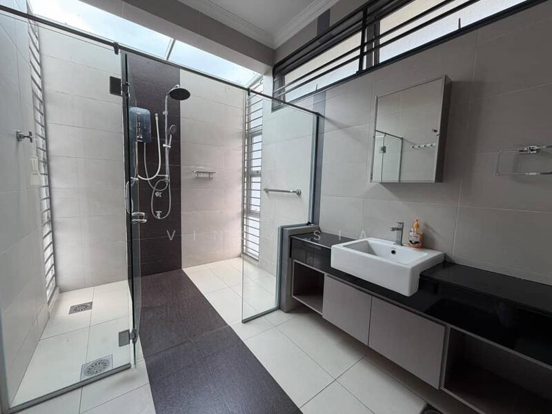 Taman Gaya untuk Untuk Dijual - RM 1,280,000, Feb 2026 - Bathroom - PropertyGuru.com.my