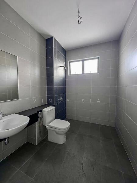 Cluster House for Sale in Taman JP Perdana (Johor Bahru) - Vincy Sia - Bathroom - PropertyGuru.com.my