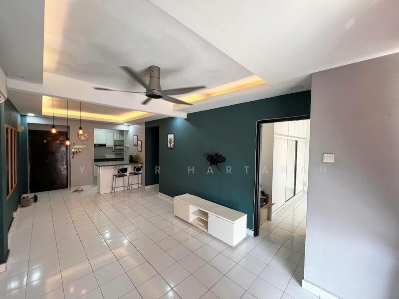 Alam Budiman (Sri Budiman) untuk Untuk Dijual - RM 315,000, Mac 2026 - Living Room - PropertyGuru.com.my