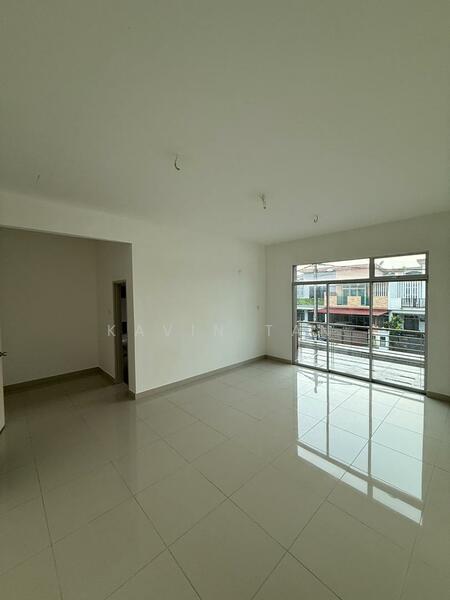 Kulai untuk Untuk Dijual - RM 668,000, Feb 2026 - Living Room - PropertyGuru.com.my