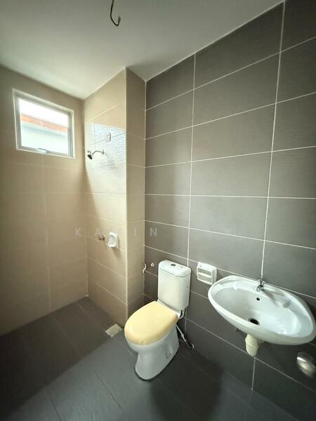 Kulai untuk Untuk Dijual - RM 668,000, Feb 2026 - Bathroom - PropertyGuru.com.my