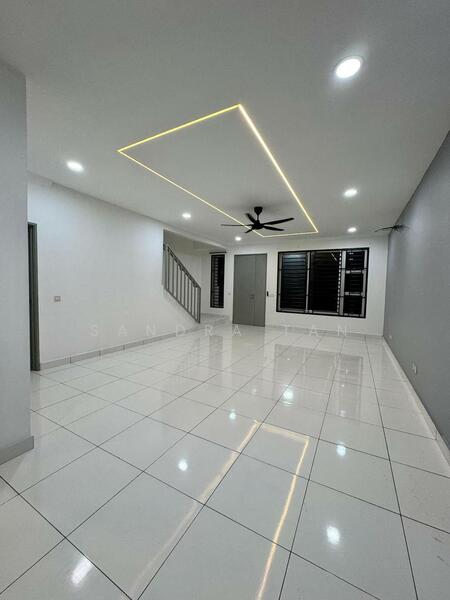 2-storey Terraced House for Sale in Setia Eco Gardens (Gelang Patah) - Sandra Tan - Living Room - PropertyGuru.com.my
