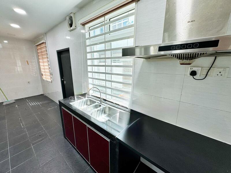 2-storey Terraced House for Sale in Taman TTDI Grove (Kajang) - Iqbal Rafei - Kitchen - PropertyGuru.com.my