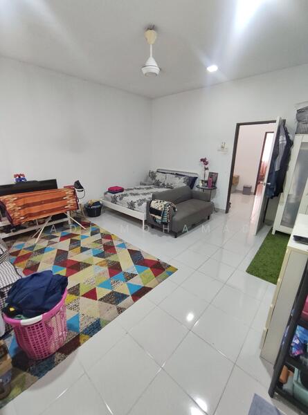 2-storey Terraced House for Sale in Saujana Rawang (Rawang) - Adi Mohamad - Bedroom - PropertyGuru.com.my