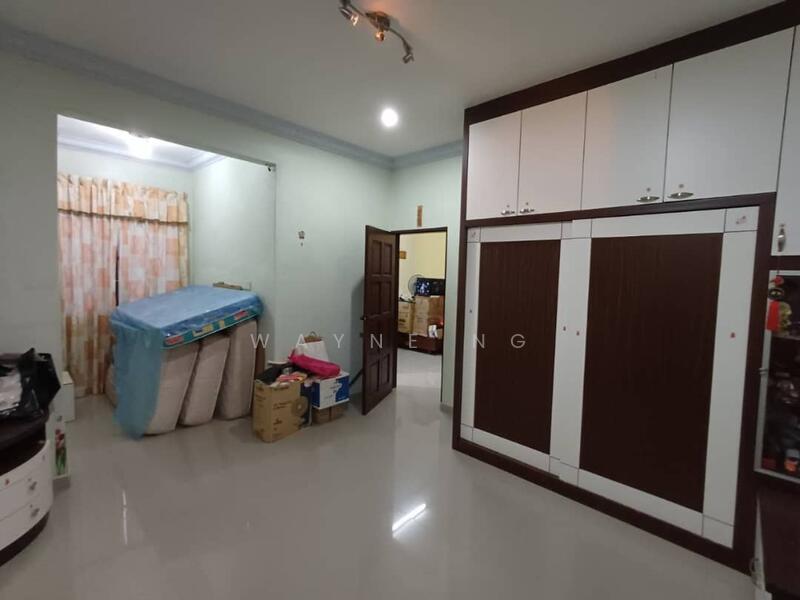 2-storey Terraced House for Sale in Taman Pelangi (Johor Bahru) - Wayne Ng - Interior - PropertyGuru.com.my