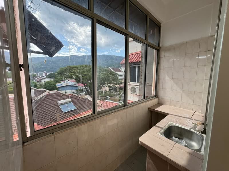 Taman Sri Indah untuk Untuk Dijual - RM 378,000, Mac 2026 - Balcony - PropertyGuru.com.my