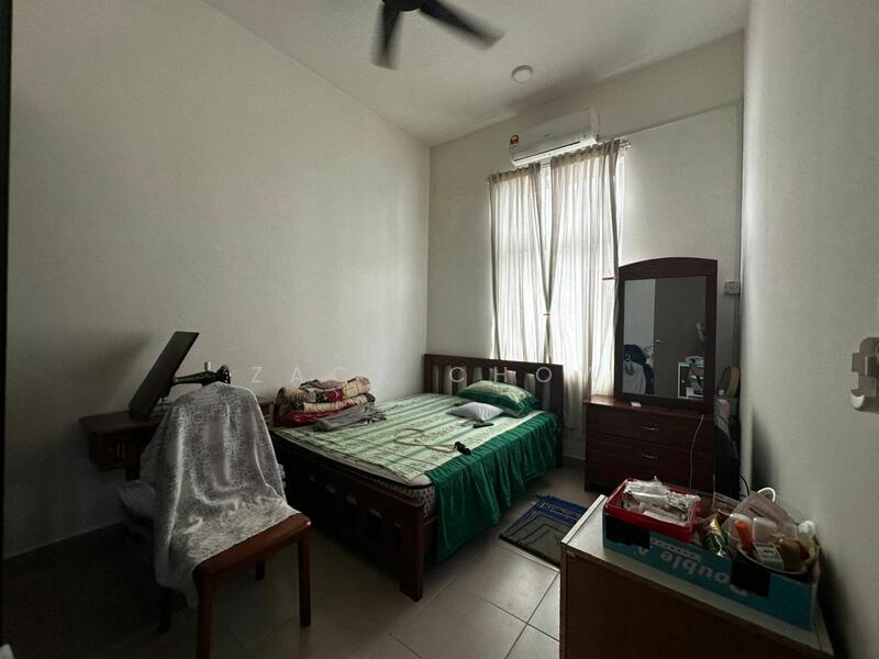 2-storey Terraced House for Sale in Taman Impian Emas (Skudai) - Zack Chow - Bedroom - PropertyGuru.com.my
