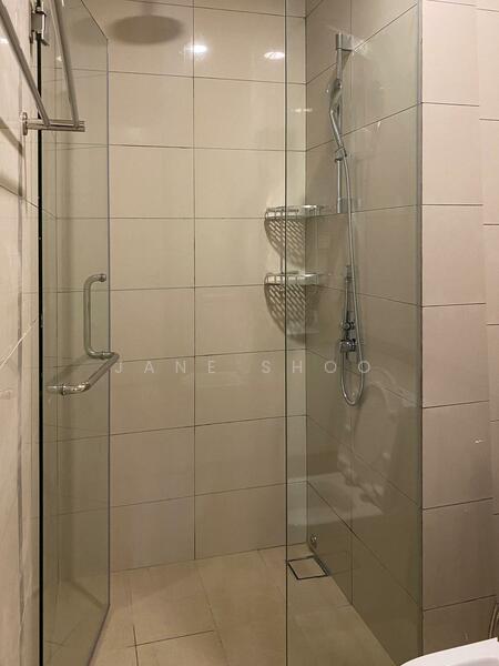 Service Residence for Sale at The Park Sky Residence - Jane Shoo - Bathroom - PropertyGuru.com.my