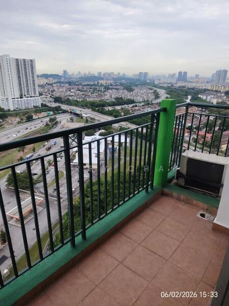 OUG Parklane untuk Untuk Disewa - RM 1,500 /bulan, Feb 2026 - Balcony - PropertyGuru.com.my