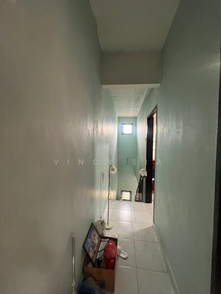 2-storey Terraced House for Sale in Taman Bestari Indah (Ulu Tiram) - Vincy Sia - Corridor - PropertyGuru.com.my